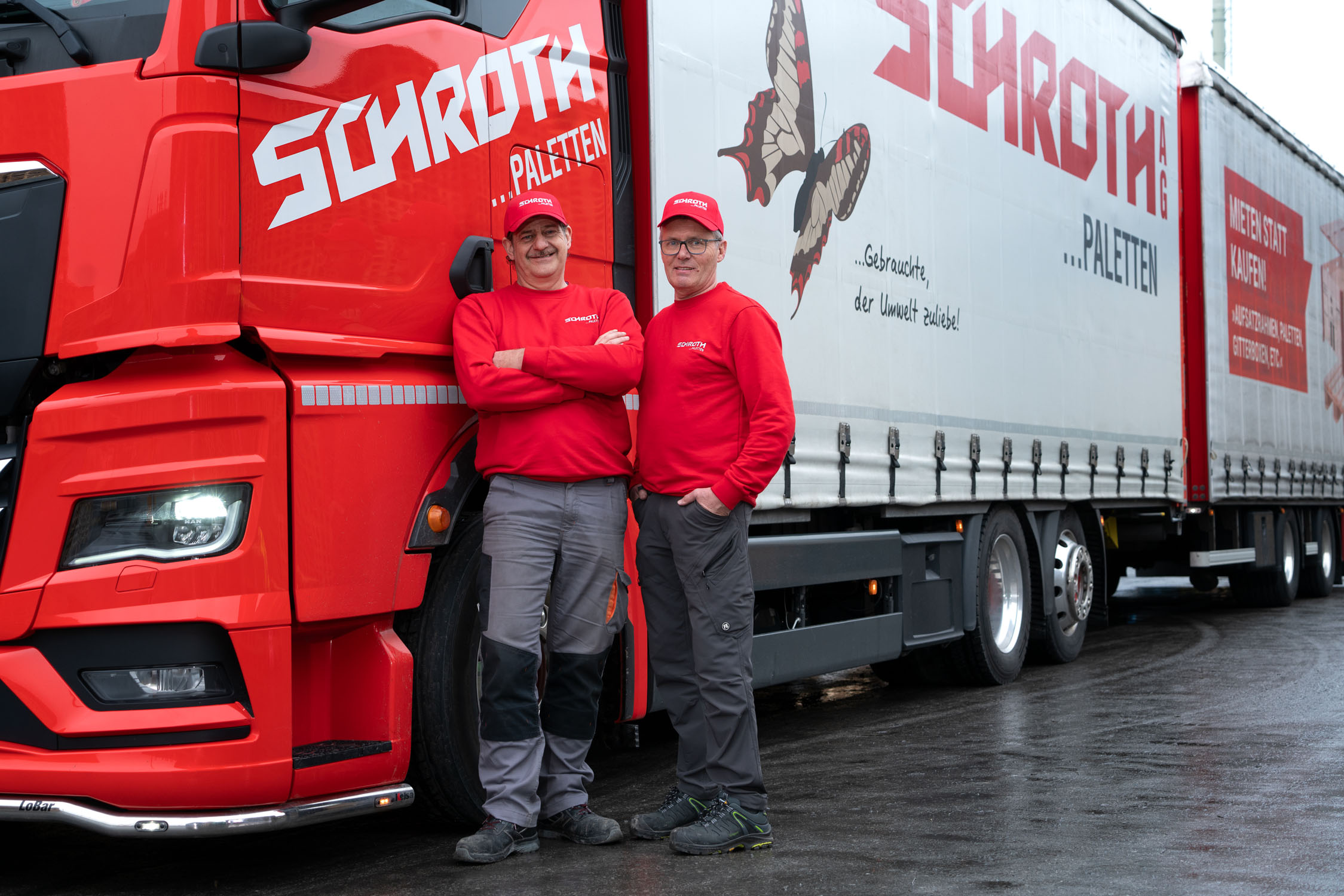 LKW Chauffeure bei Schroth Paletten